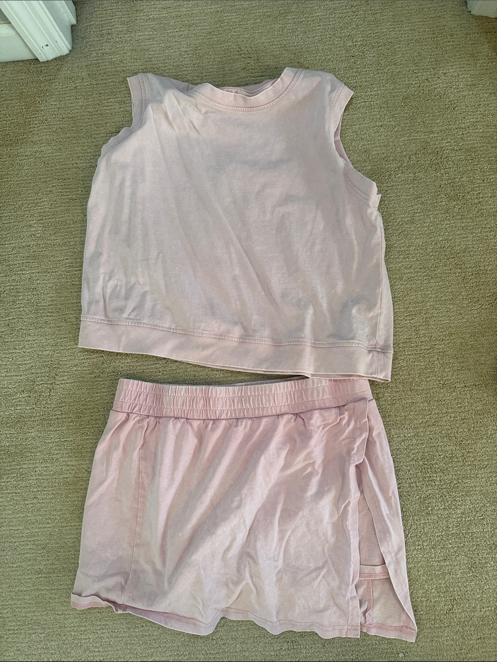 Amazon Women Skirt Set in Light Pink